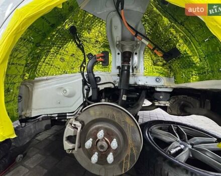 Білий Ауді Ку 5, об'ємом двигуна 1.98 л та пробігом 70 тис. км за 40000 $, фото 45 на Automoto.ua