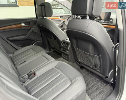 Белый Ауди Ку 5, объемом двигателя 1.98 л и пробегом 59 тыс. км за 33900 $, фото 59 на Automoto.ua