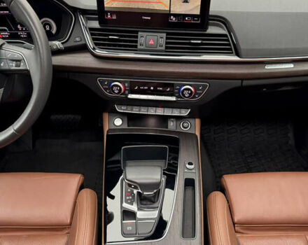 Белый Ауди Ку 5, объемом двигателя 2 л и пробегом 44 тыс. км за 41900 $, фото 54 на Automoto.ua