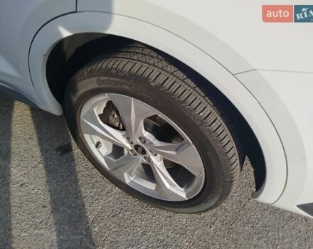 Білий Ауді Ку 5, об'ємом двигуна 1.98 л та пробігом 71 тис. км за 40300 $, фото 5 на Automoto.ua