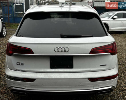 Белый Ауди Ку 5, объемом двигателя 1.98 л и пробегом 122 тыс. км за 27000 $, фото 5 на Automoto.ua