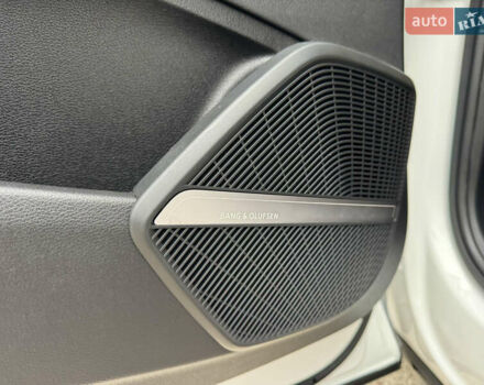 Белый Ауди Ку 5, объемом двигателя 2 л и пробегом 44 тыс. км за 41900 $, фото 22 на Automoto.ua