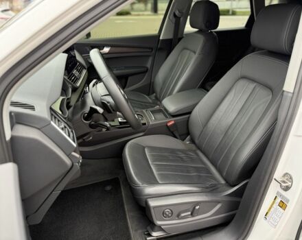 Белый Ауди Ку 5, объемом двигателя 0 л и пробегом 92 тыс. км за 34900 $, фото 18 на Automoto.ua