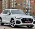 Ауди Ку 5 2021 в Киеве на Automoto.ua Белый Ауди Ку 5, объемом двигателя 2 л и пробегом 44 тыс. км за 41999 $, фото 84 на Automoto.ua