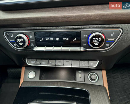 Белый Ауди Ку 5, объемом двигателя 2 л и пробегом 44 тыс. км за 41900 $, фото 71 на Automoto.ua