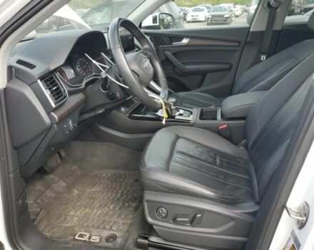 Білий Ауді Ку 5, об'ємом двигуна 2 л та пробігом 80 тис. км за 583 $, фото 6 на Automoto.ua