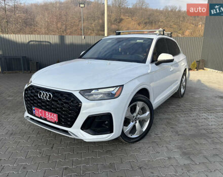 Белый Ауди Ку 5, объемом двигателя 2 л и пробегом 62 тыс. км за 30990 $, фото 2 на Automoto.ua