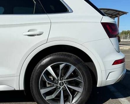 Белый Ауди Ку 5, объемом двигателя 2 л и пробегом 57 тыс. км за 34000 $, фото 7 на Automoto.ua