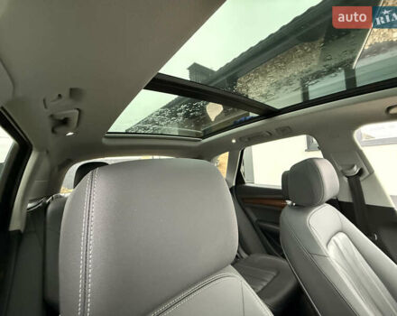 Белый Ауди Ку 5, объемом двигателя 1.98 л и пробегом 59 тыс. км за 33900 $, фото 70 на Automoto.ua