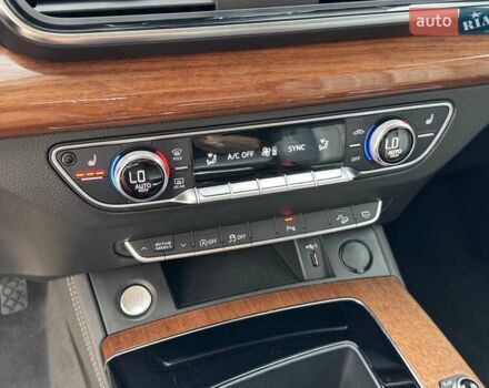 Білий Ауді Ку 5, об'ємом двигуна 1.98 л та пробігом 123 тис. км за 29999 $, фото 25 на Automoto.ua