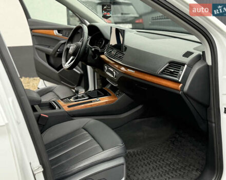 Белый Ауди Ку 5, объемом двигателя 1.98 л и пробегом 59 тыс. км за 33900 $, фото 67 на Automoto.ua