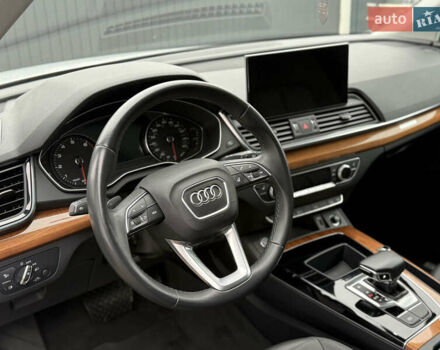 Белый Ауди Ку 5, объемом двигателя 1.98 л и пробегом 59 тыс. км за 33900 $, фото 47 на Automoto.ua