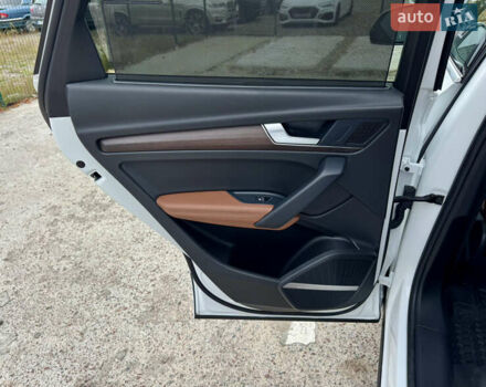 Белый Ауди Ку 5, объемом двигателя 2 л и пробегом 44 тыс. км за 41900 $, фото 21 на Automoto.ua