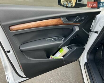 Белый Ауди Ку 5, объемом двигателя 1.98 л и пробегом 49 тыс. км за 36200 $, фото 18 на Automoto.ua