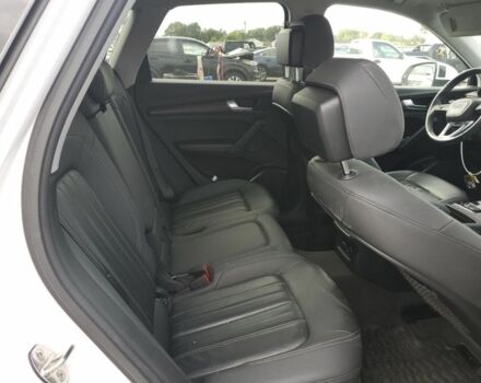 Білий Ауді Ку 5, об'ємом двигуна 2 л та пробігом 80 тис. км за 583 $, фото 8 на Automoto.ua