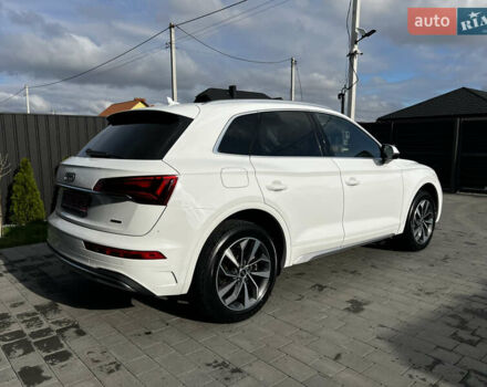 Білий Ауді Ку 5, об'ємом двигуна 1.98 л та пробігом 172 тис. км за 27777 $, фото 4 на Automoto.ua