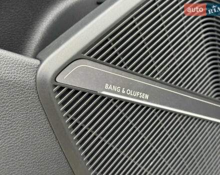 Ауди Ку 5 2021 в Киеве на Automoto.ua Белый Ауди Ку 5, объемом двигателя 2 л и пробегом 44 тыс. км за 41999 $, фото 14 на Automoto.ua