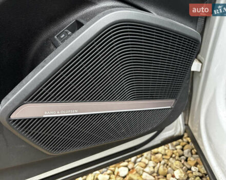 Белый Ауди Ку 5, объемом двигателя 1.98 л и пробегом 122 тыс. км за 27000 $, фото 16 на Automoto.ua