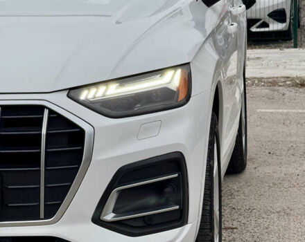 Ауди Ку 5 2021 в Киеве на Automoto.ua Белый Ауди Ку 5, объемом двигателя 2 л и пробегом 44 тыс. км за 41999 $, фото 80 на Automoto.ua