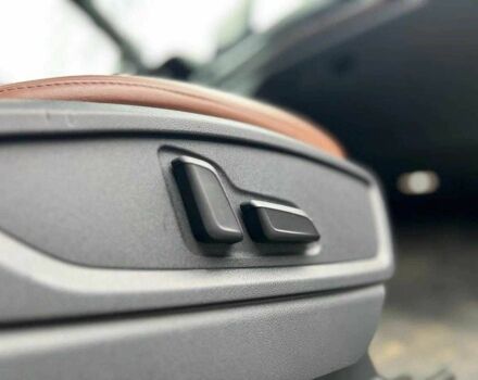 Білий Ауді Ку 5, об'ємом двигуна 2 л та пробігом 40 тис. км за 25500 $, фото 15 на Automoto.ua