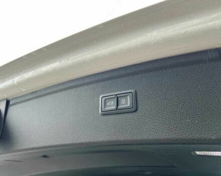 Білий Ауді Ку 5, об'ємом двигуна 2 л та пробігом 40 тис. км за 25500 $, фото 19 на Automoto.ua