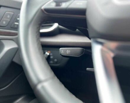 Білий Ауді Ку 5, об'ємом двигуна 2 л та пробігом 40 тис. км за 25500 $, фото 6 на Automoto.ua