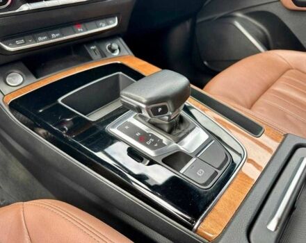 Ауди Ку 5 2021 в Одессе на Automoto.ua Белый Ауди Ку 5, объемом двигателя 2 л и пробегом 61 тыс. км за 30000 $, фото 6 на Automoto.ua