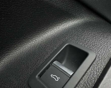 Белый Ауди Ку 5, объемом двигателя 2 л и пробегом 17 тыс. км за 37000 $, фото 36 на Automoto.ua