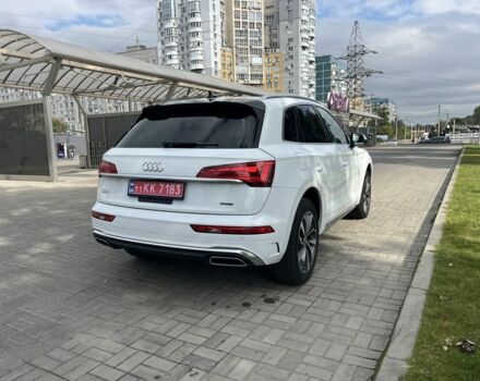 Белый Ауди Ку 5, объемом двигателя 2 л и пробегом 72 тыс. км за 31000 $, фото 4 на Automoto.ua