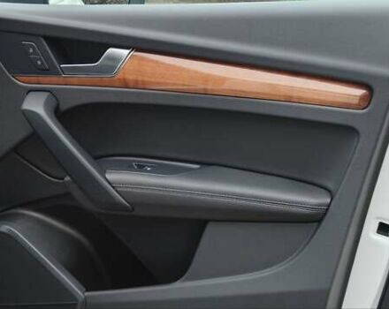 Белый Ауди Ку 5, объемом двигателя 2 л и пробегом 97 тыс. км за 32900 $, фото 44 на Automoto.ua