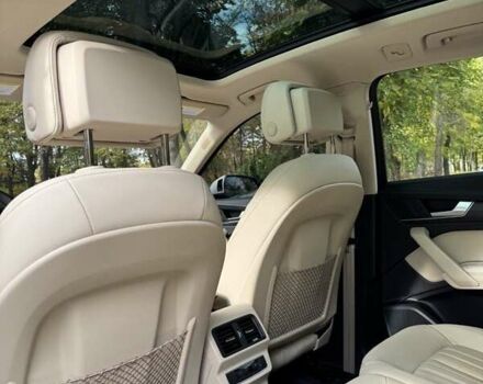 Белый Ауди Ку 5, объемом двигателя 2 л и пробегом 52 тыс. км за 36900 $, фото 13 на Automoto.ua