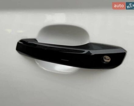 Білий Ауді Ку 5, об'ємом двигуна 1.98 л та пробігом 72 тис. км за 30900 $, фото 9 на Automoto.ua