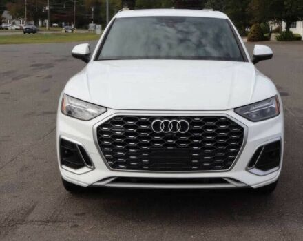 Белый Ауди Ку 5, объемом двигателя 2 л и пробегом 10 тыс. км за 7800 $, фото 1 на Automoto.ua