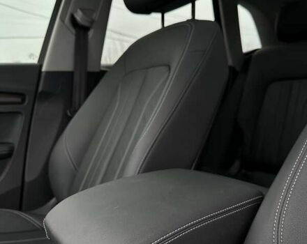 Белый Ауди Ку 5, объемом двигателя 2 л и пробегом 17 тыс. км за 37000 $, фото 49 на Automoto.ua