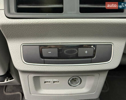 Білий Ауді Ку 5, об'ємом двигуна 1.98 л та пробігом 88 тис. км за 28500 $, фото 25 на Automoto.ua