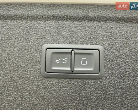 Білий Ауді Ку 5, об'ємом двигуна 1.98 л та пробігом 88 тис. км за 28500 $, фото 45 на Automoto.ua