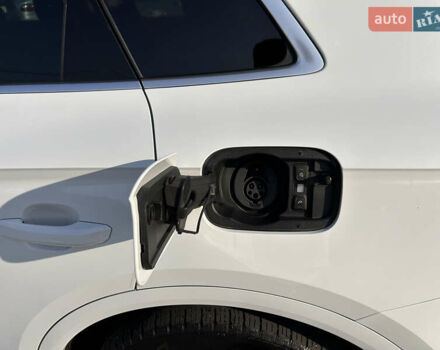 Белый Ауди Ку 5, объемом двигателя 1.98 л и пробегом 38 тыс. км за 54000 $, фото 8 на Automoto.ua