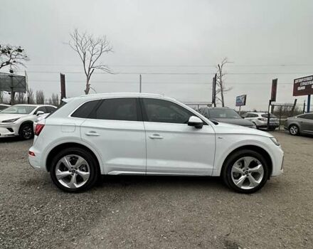 Белый Ауди Ку 5, объемом двигателя 2 л и пробегом 17 тыс. км за 37000 $, фото 4 на Automoto.ua