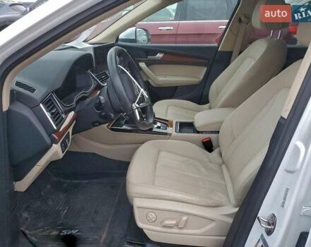 Белый Ауди Ку 5, объемом двигателя 1.98 л и пробегом 18 тыс. км за 12000 $, фото 6 на Automoto.ua