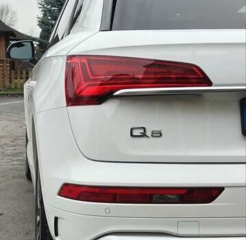 Белый Ауди Ку 5, объемом двигателя 2 л и пробегом 97 тыс. км за 32900 $, фото 19 на Automoto.ua