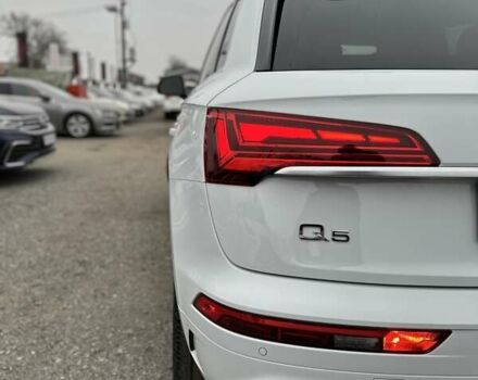 Белый Ауди Ку 5, объемом двигателя 2 л и пробегом 17 тыс. км за 37000 $, фото 14 на Automoto.ua