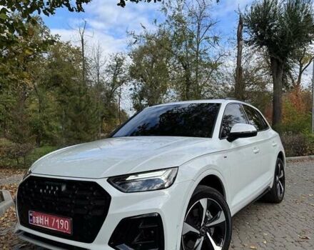 Белый Ауди Ку 5, объемом двигателя 2 л и пробегом 52 тыс. км за 36900 $, фото 2 на Automoto.ua