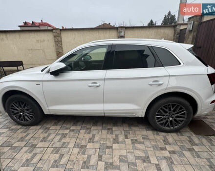 Білий Ауді Ку 5, об'ємом двигуна 1.98 л та пробігом 40 тис. км за 34800 $, фото 3 на Automoto.ua