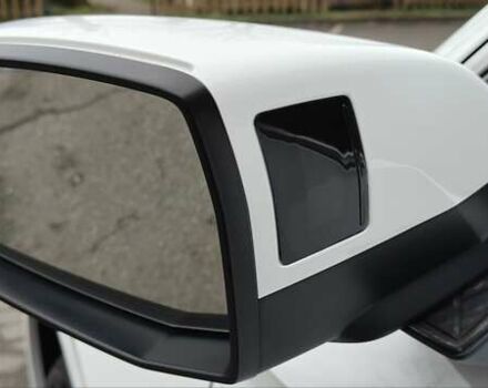 Белый Ауди Ку 5, объемом двигателя 2 л и пробегом 97 тыс. км за 32900 $, фото 16 на Automoto.ua