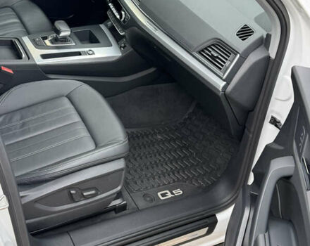 Білий Ауді Ку 5, об'ємом двигуна 1.98 л та пробігом 40 тис. км за 34800 $, фото 12 на Automoto.ua