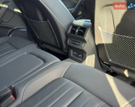 Ауді Ку 5 2023 у Барышевке на Automoto.ua Білий Ауді Ку 5, об'ємом двигуна 1.98 л та пробігом 22 тис. км за 37900 $, фото 37 на Automoto.ua