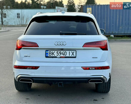 Белый Ауди Ку 5, объемом двигателя 1.98 л и пробегом 29 тыс. км за 32899 $, фото 9 на Automoto.ua