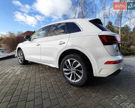 Білий Ауді Ку 5, об'ємом двигуна 1.98 л та пробігом 49 тис. км за 39900 $, фото 2 на Automoto.ua