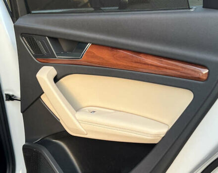 Белый Ауди Ку 5, объемом двигателя 1.98 л и пробегом 15 тыс. км за 41500 $, фото 45 на Automoto.ua