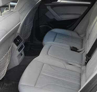 Белый Ауди Ку 5, объемом двигателя 1.98 л и пробегом 13 тыс. км за 56500 $, фото 10 на Automoto.ua